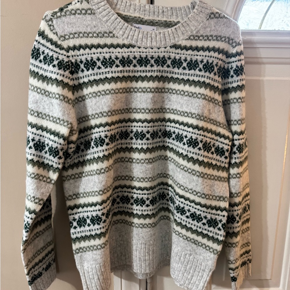 Croft & Barrow Cream and Dark Green Striped Sweater